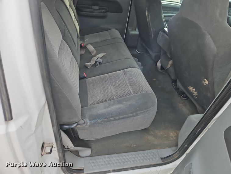 image for item EO7160 2002 Ford F350 Crew Cab utility bed pickup truck