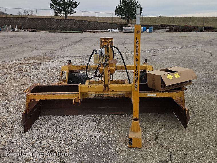 image for item EO7162 2004 Darbyshire TPS-8 box blade