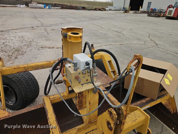 image for item EO7162 2004 Darbyshire TPS-8 box blade