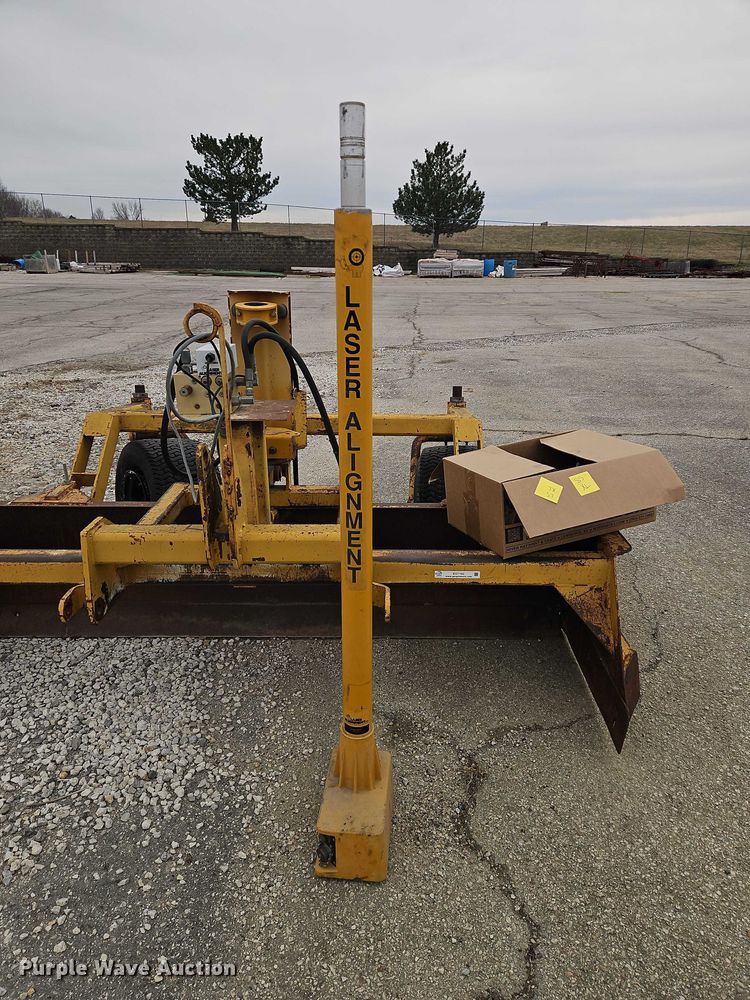 image for item EO7162 2004 Darbyshire TPS-8 box blade