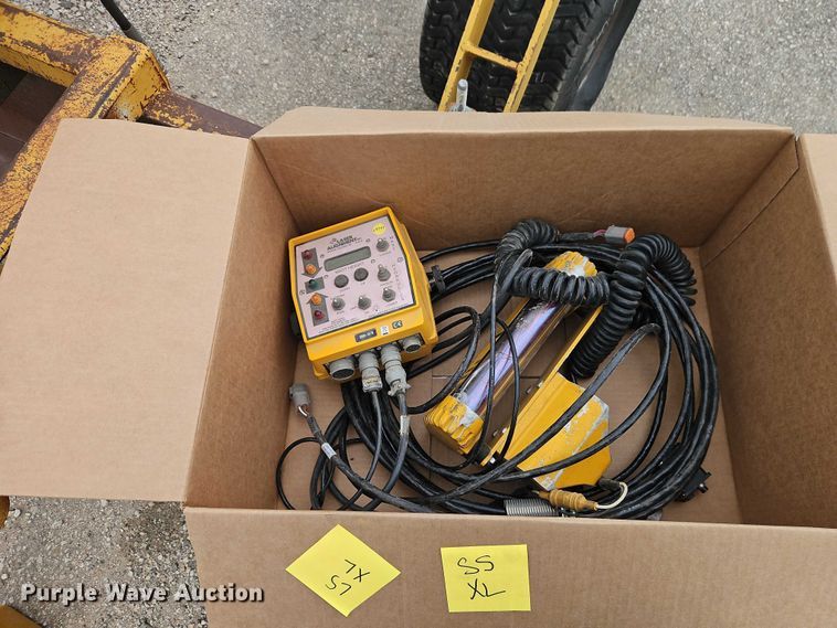 image for item EO7162 2004 Darbyshire TPS-8 box blade