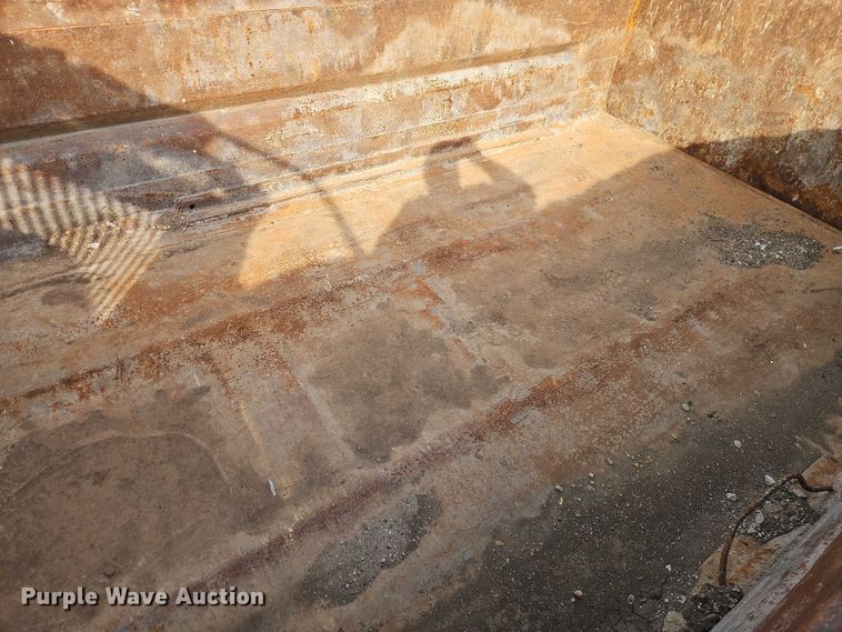 image for item EO7165 2003 International 7400 dump truck