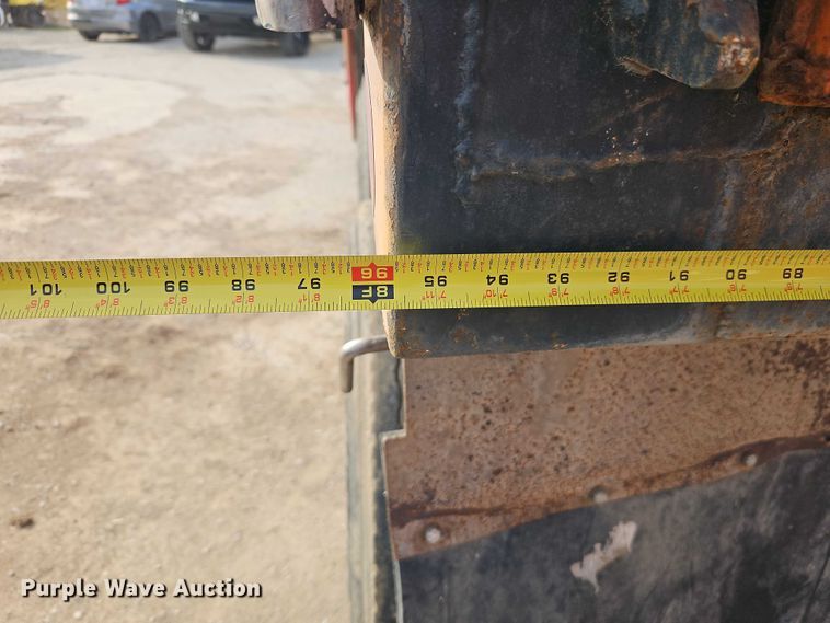 image for item EO7165 2003 International 7400 dump truck