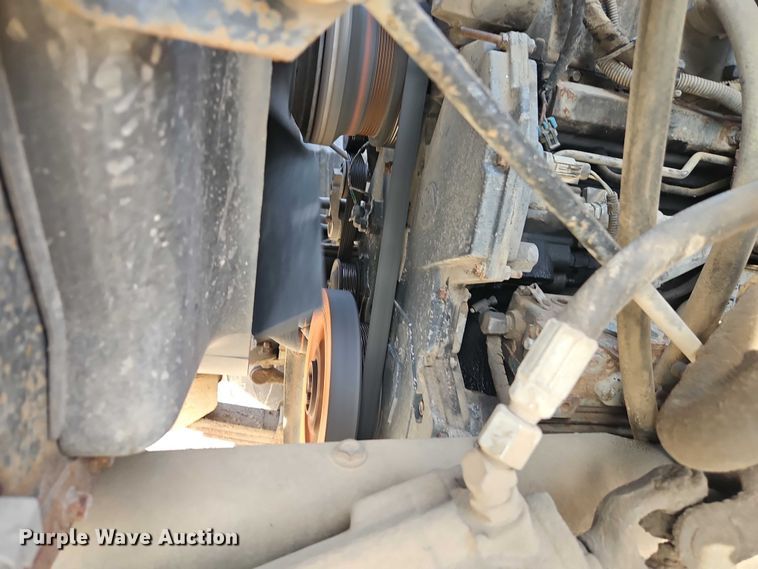 image for item EO7165 2003 International 7400 dump truck