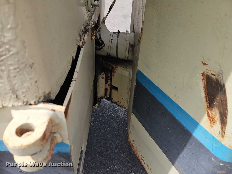 image for item EO7179 1994 Ingersoll Rand DD-24 double drum vibratory roller