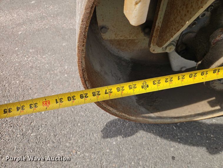 image for item EO7179 1994 Ingersoll Rand DD-24 double drum vibratory roller