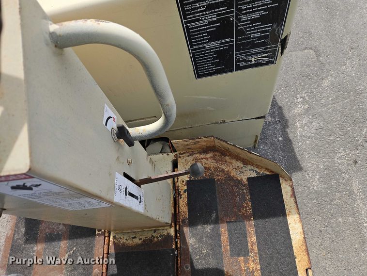 image for item EO7179 1994 Ingersoll Rand DD-24 double drum vibratory roller