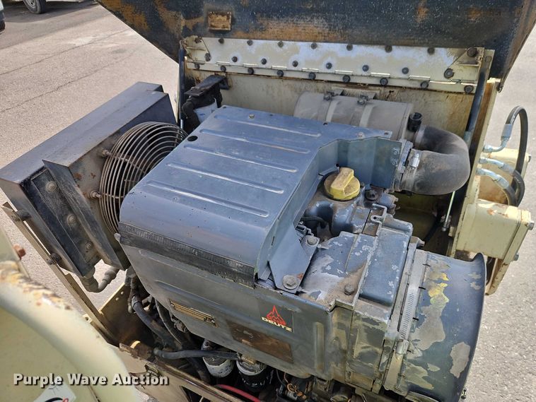 image for item EO7179 1994 Ingersoll Rand DD-24 double drum vibratory roller