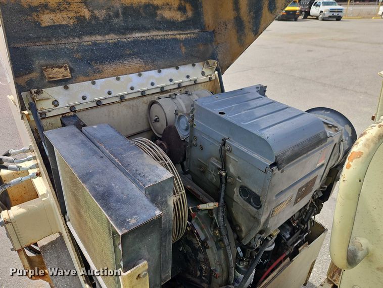 image for item EO7179 1994 Ingersoll Rand DD-24 double drum vibratory roller