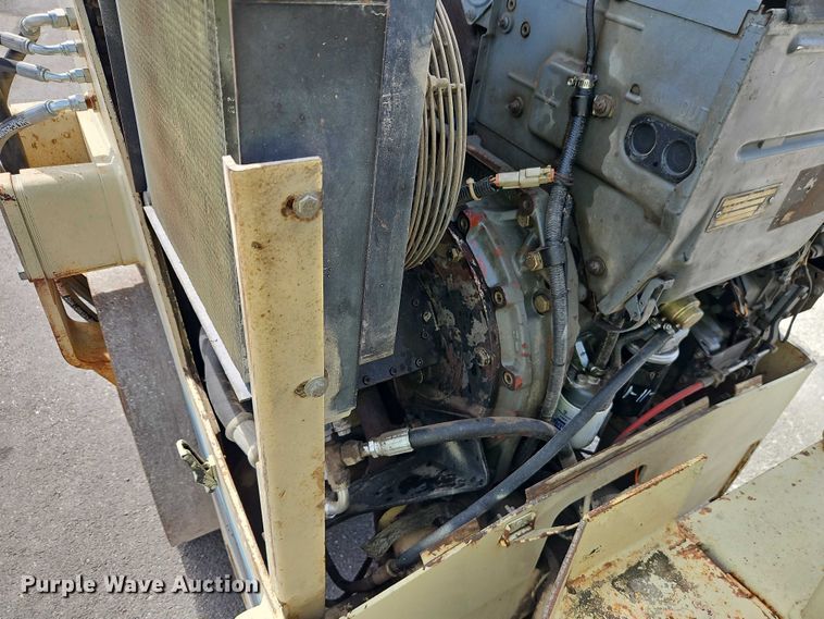 image for item EO7179 1994 Ingersoll Rand DD-24 double drum vibratory roller