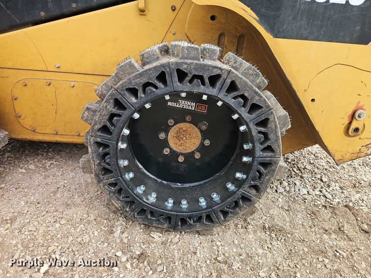 image for item EO7191 2008 Caterpillar 262C skid steer loader