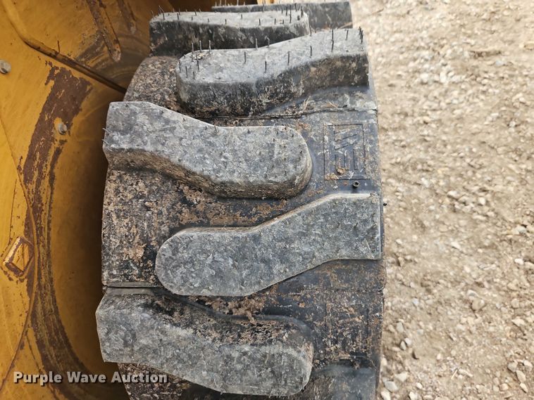 image for item EO7191 2008 Caterpillar 262C skid steer loader