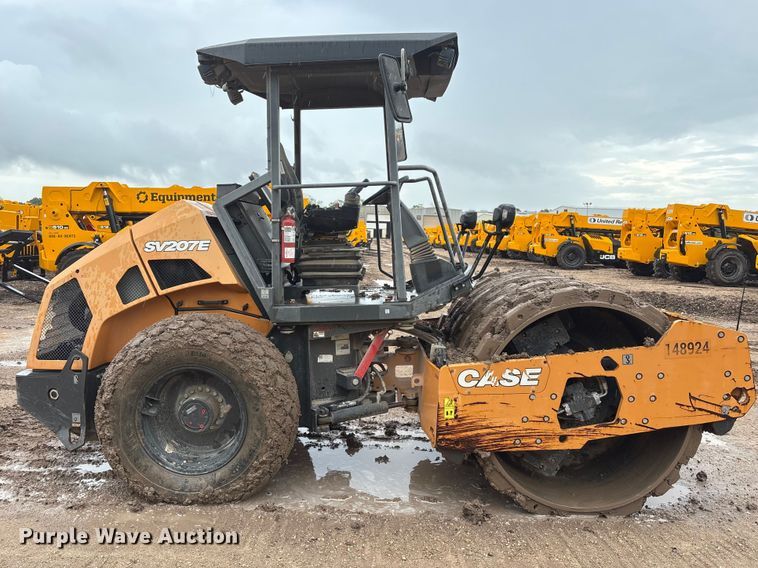image for item EQ4049 2020 Case SV207E single drum vibratory roller