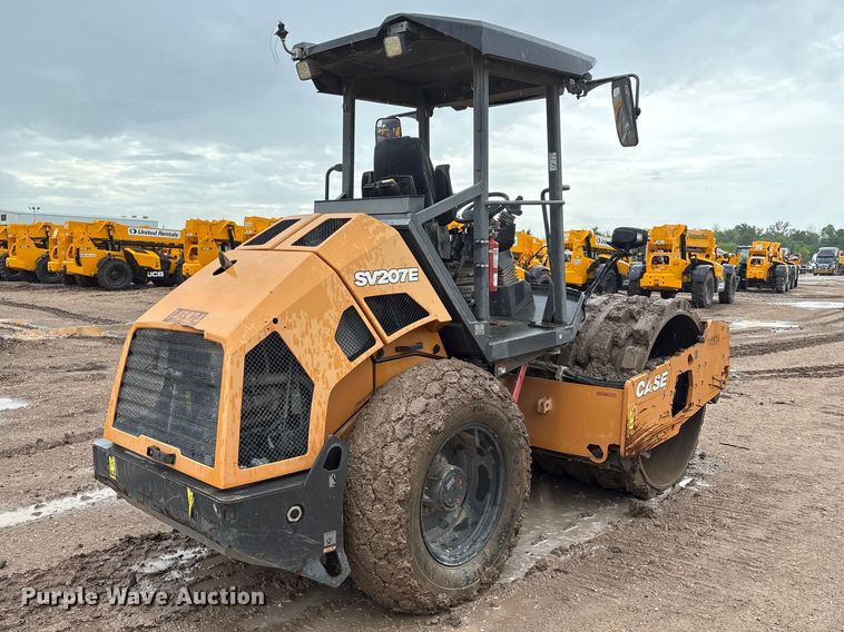 image for item EQ4049 2020 Case SV207E single drum vibratory roller