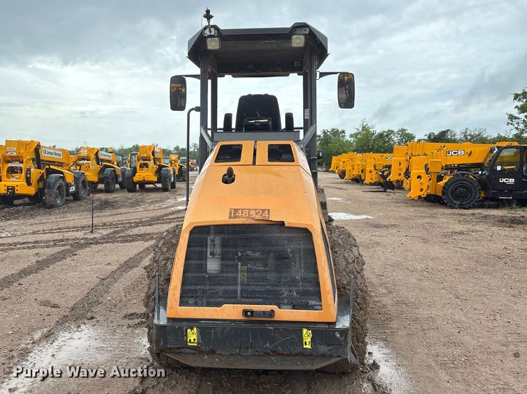 image for item EQ4049 2020 Case SV207E single drum vibratory roller