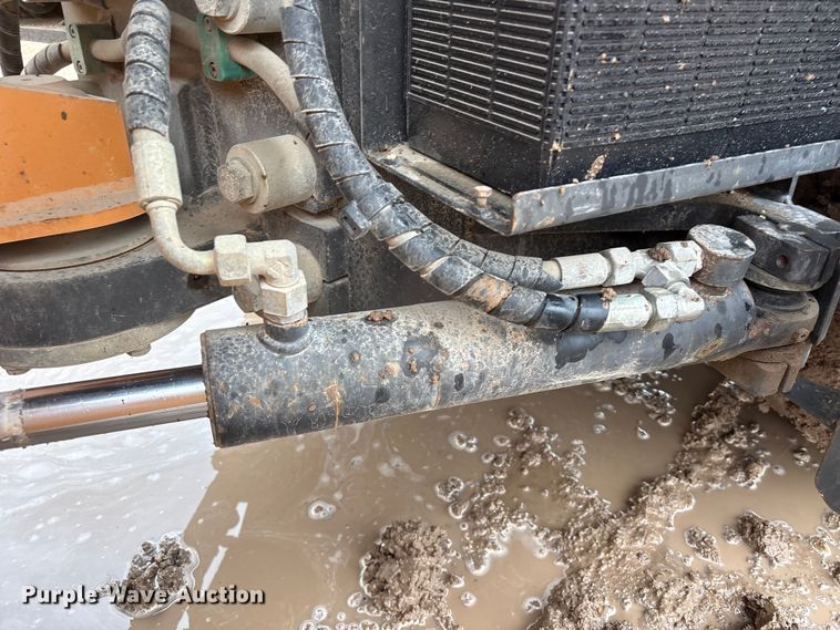 image for item EQ4049 2020 Case SV207E single drum vibratory roller