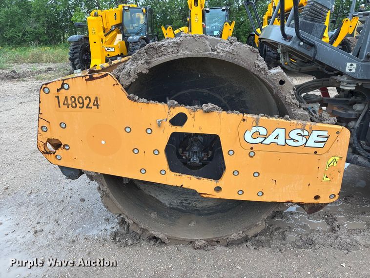 image for item EQ4049 2020 Case SV207E single drum vibratory roller