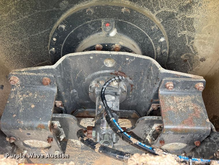 image for item EQ4049 2020 Case SV207E single drum vibratory roller