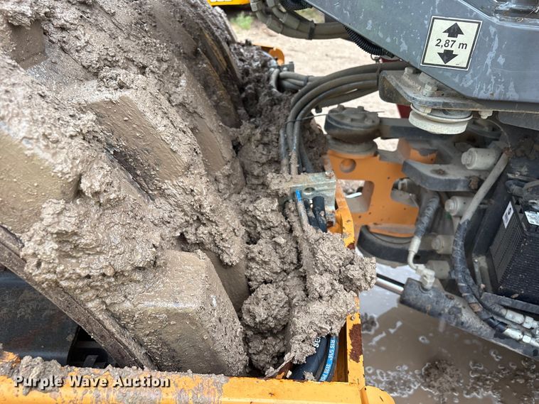 image for item EQ4049 2020 Case SV207E single drum vibratory roller