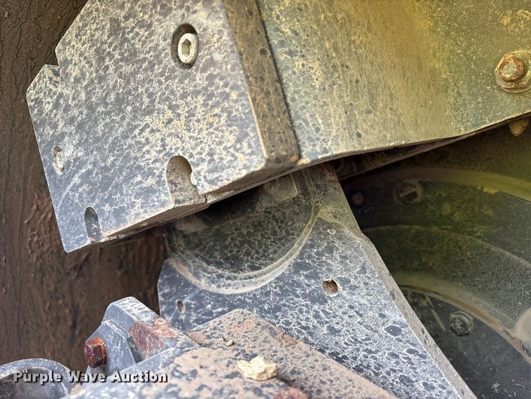 image for item EQ4049 2020 Case SV207E single drum vibratory roller