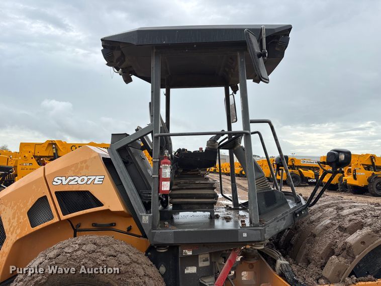 image for item EQ4049 2020 Case SV207E single drum vibratory roller