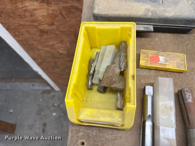 image for item ES5993 Bridgeport drill press