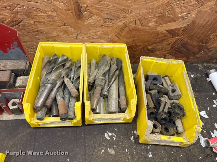 image for item ES5993 Bridgeport drill press