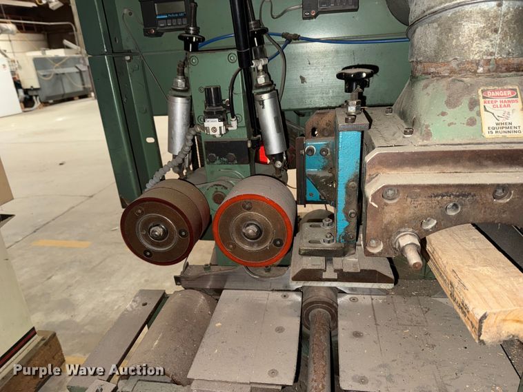 image for item ES5996 Woodworking equipment