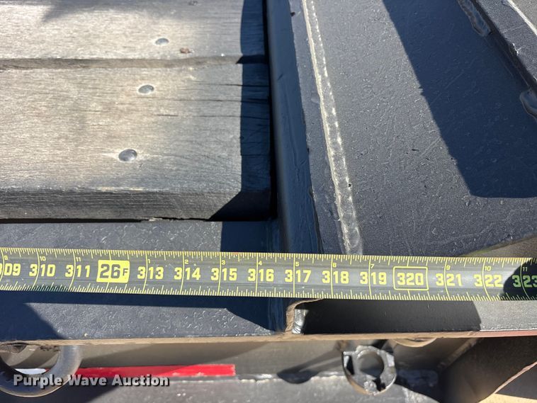 image for item ES8707 2007 Talbert T4DW60SA-HRG-1-T1 lowboy equipment trailer