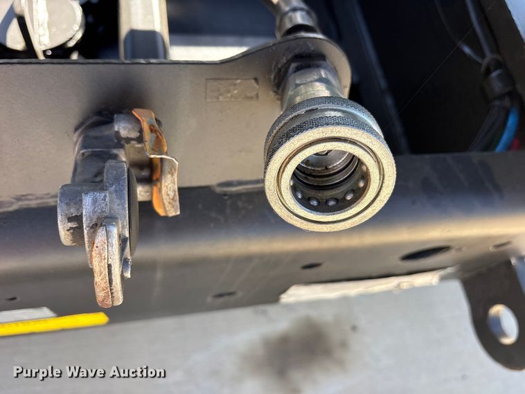 image for item ES8707 2007 Talbert T4DW60SA-HRG-1-T1 lowboy equipment trailer