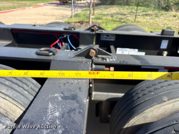 image for item ES8707 2007 Talbert T4DW60SA-HRG-1-T1 lowboy equipment trailer