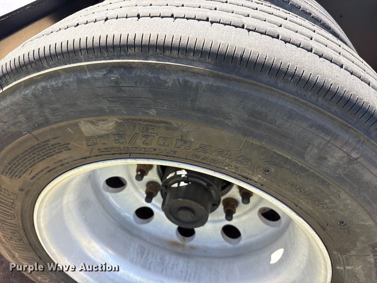 image for item ES8707 2007 Talbert T4DW60SA-HRG-1-T1 lowboy equipment trailer