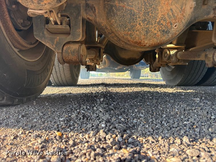 image for item ES8727 2016 Kenworth T370 dump truck