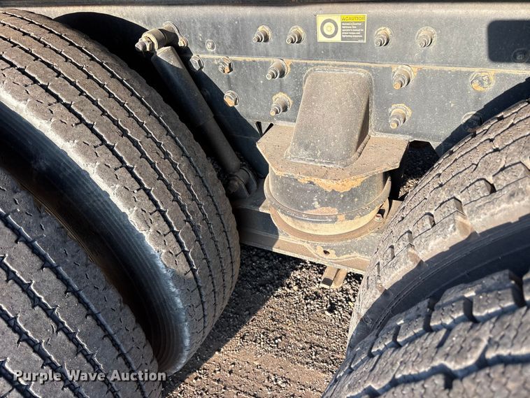 image for item ES8727 2016 Kenworth T370 dump truck