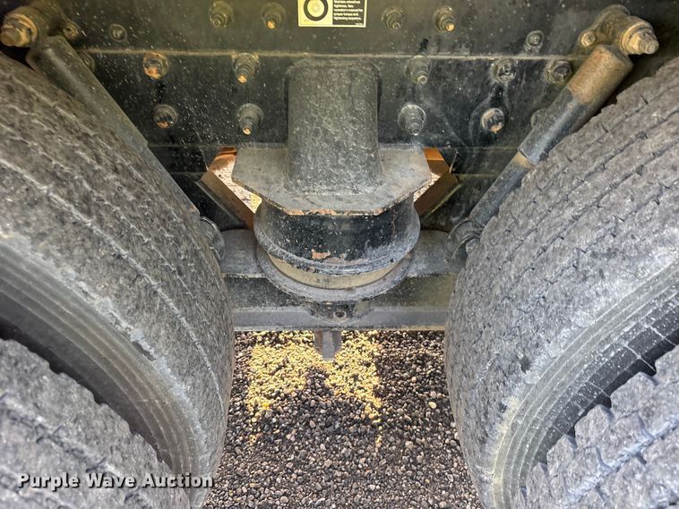 image for item ES8727 2016 Kenworth T370 dump truck