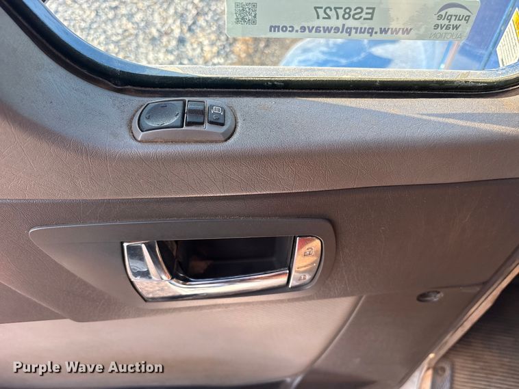 image for item ES8727 2016 Kenworth T370 dump truck