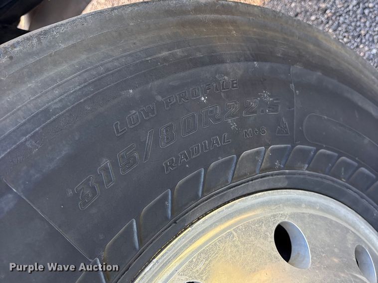 image for item ES8727 2016 Kenworth T370 dump truck