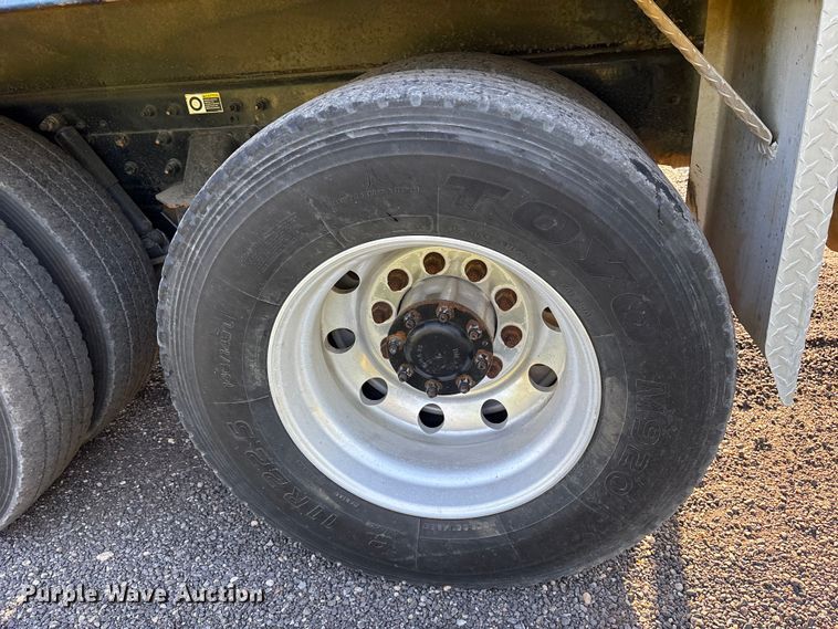 image for item ES8727 2016 Kenworth T370 dump truck