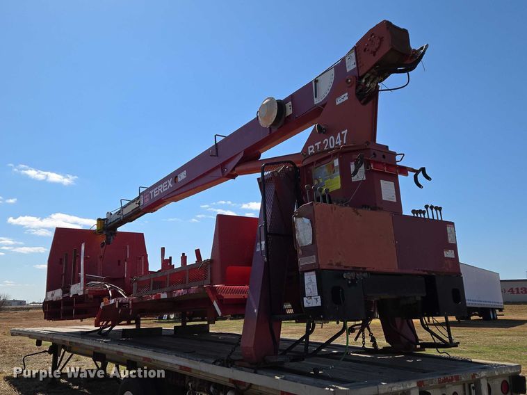 image for item ET1441 2011 Terex BT2047 truck mounted crane