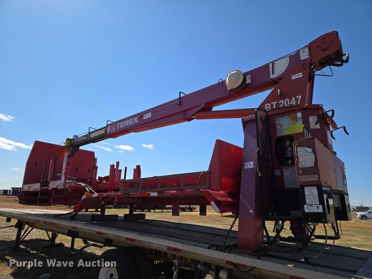 image for item ET1441 2011 Terex BT2047 truck mounted crane