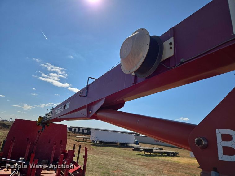 image for item ET1441 2011 Terex BT2047 truck mounted crane