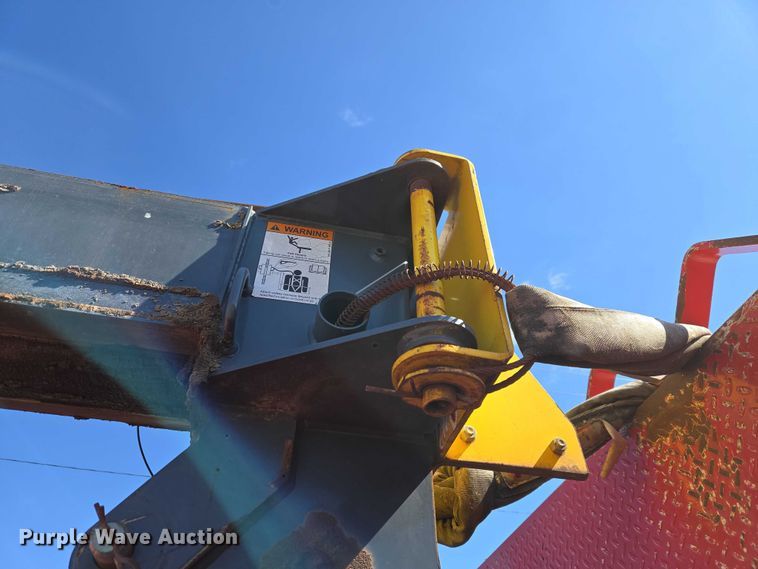 image for item ET1441 2011 Terex BT2047 truck mounted crane
