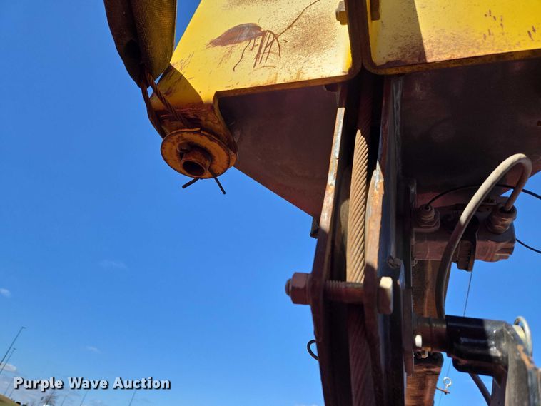image for item ET1441 2011 Terex BT2047 truck mounted crane