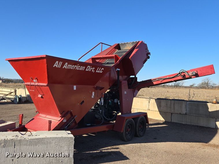 image for item ET1455 2012 Royar Industries Inc. Royer 365 soil shredder-mixer