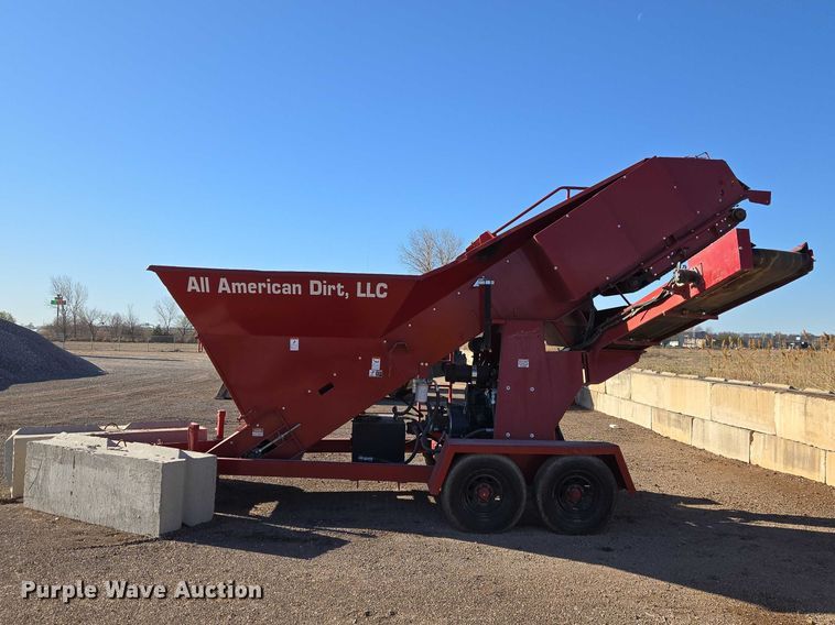 image for item ET1455 2012 Royar Industries Inc. Royer 365 soil shredder-mixer