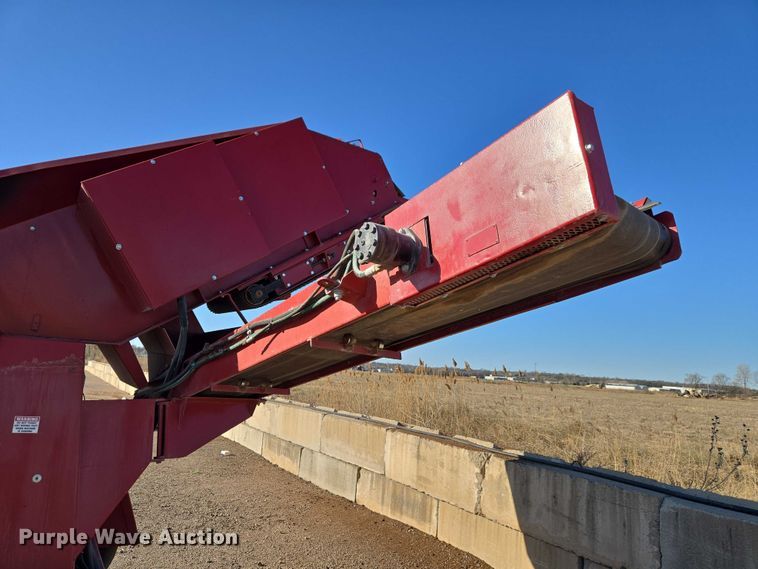 image for item ET1455 2012 Royar Industries Inc. Royer 365 soil shredder-mixer