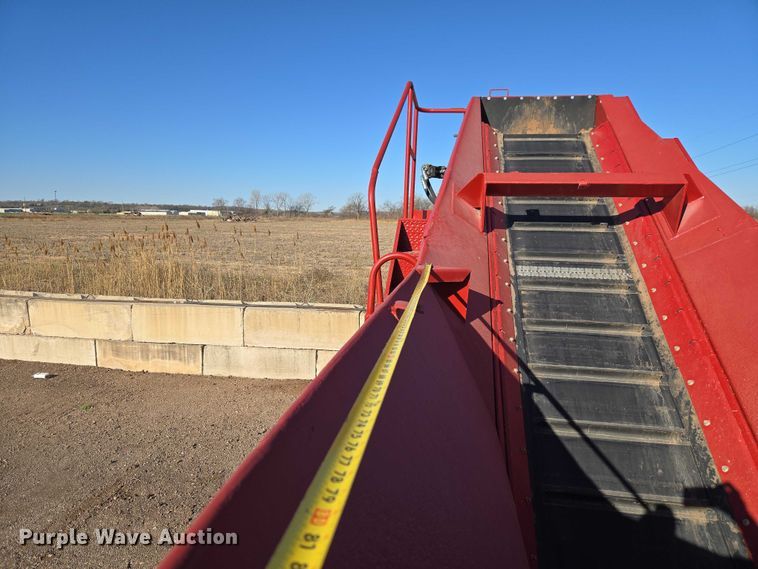 image for item ET1455 2012 Royar Industries Inc. Royer 365 soil shredder-mixer