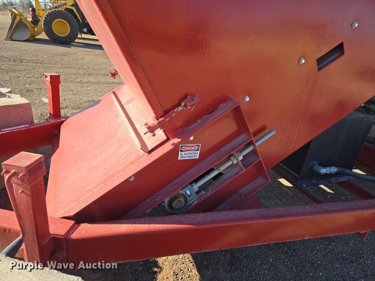 image for item ET1455 2012 Royar Industries Inc. Royer 365 soil shredder-mixer
