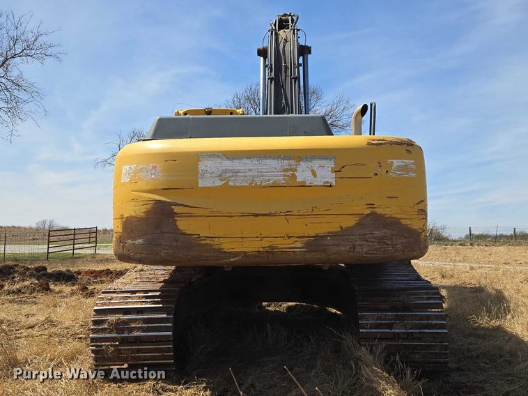 image for item ET1464 2006 John Deere 350D LC excavator