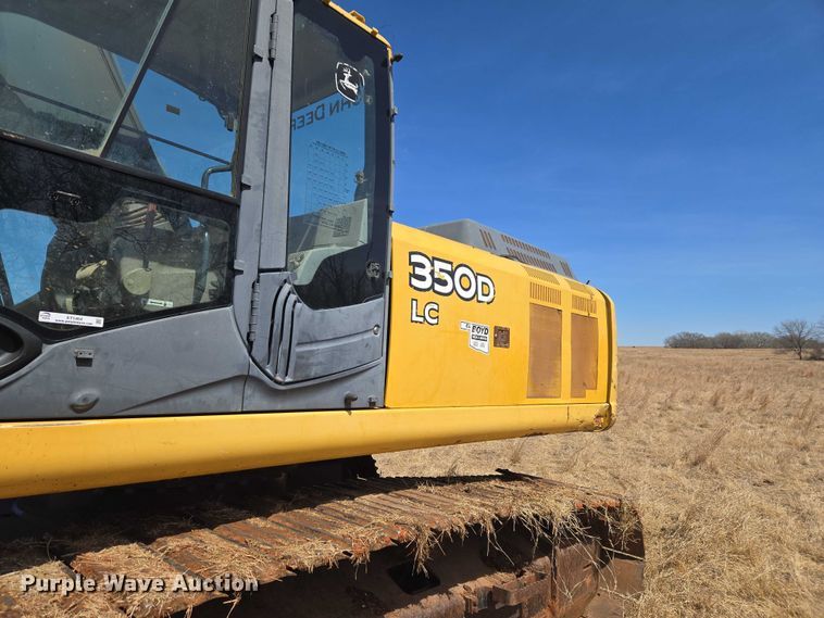 image for item ET1464 2006 John Deere 350D LC excavator
